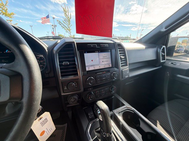 Used 2017 Ford F150 XLT w/ Equipment Group 302A Luxury AWD/4WD image 38