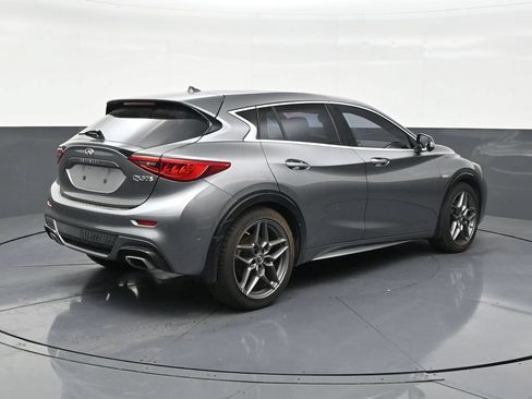 Used 2019 INFINITI QX30 Sport w/ Cargo Package FWD image 5