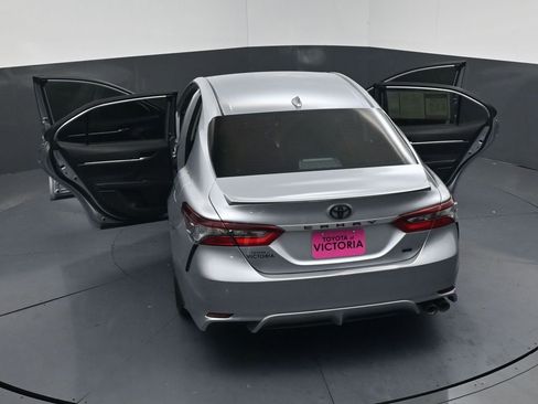 Used 2024 Toyota Camry SE FWD image 20