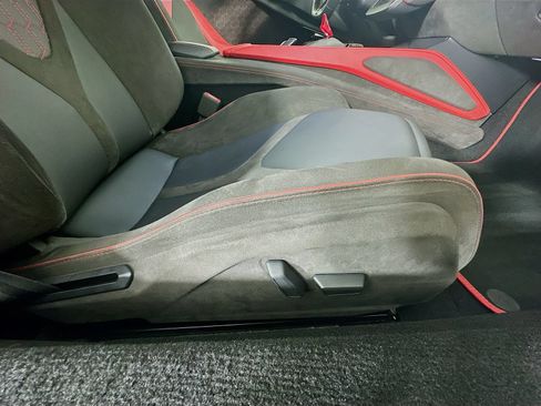 Used 2024 Lamborghini Revuelto AWD/4WD image 61