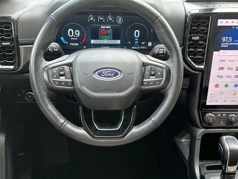 Used 2024 Ford Ranger Lariat w/ Trailer Tow Package RWD image 14
