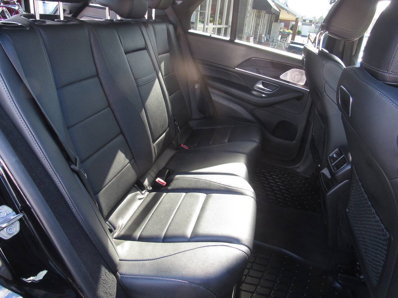 Used 2020 Mercedes-Benz GLE 350 4MATIC image 23