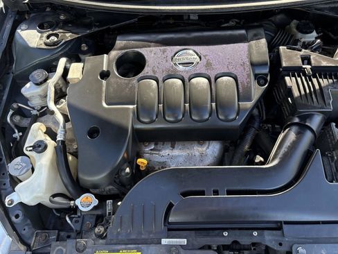 Used 2011 Nissan Altima 2.5 S image 21