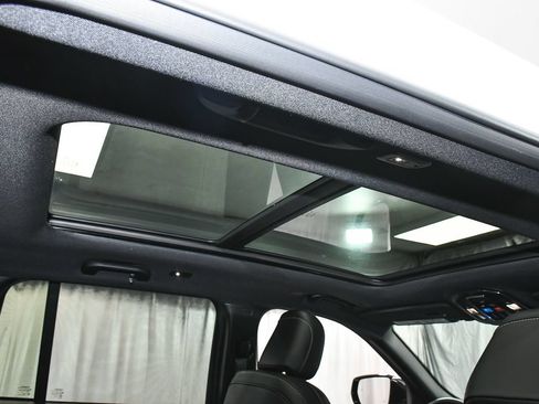 Used 2024 Jeep Grand Cherokee Limited 4xe w/ Trailer Tow Package AWD/4WD image 49