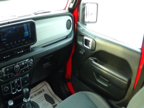 Certified 2025 Jeep Wrangler Unlimited Sport AWD/4WD image 14