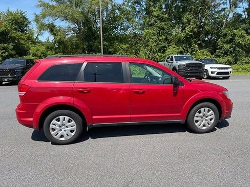 Used 2016 Dodge Journey SE w/ Flexible Seating Group FWD image 10
