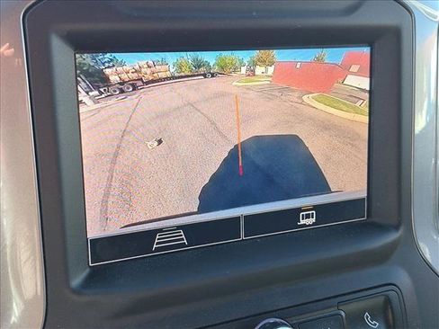 Used 2022 Chevrolet Silverado 1500 Custom Trail Boss w/ LPO, Dark Essentials Package AWD/4WD image 12