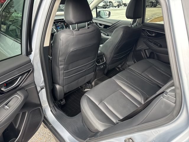 Used 2023 Subaru Outback Limited AWD/4WD image 40