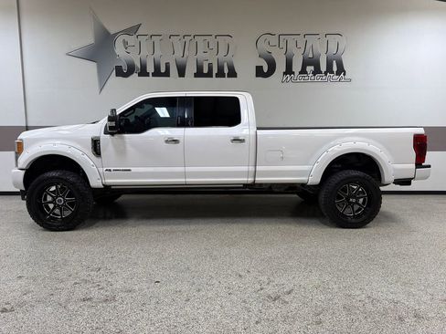 Used 2018 Ford F350 Platinum w/ Platinum Ultimate Package AWD/4WD image 5