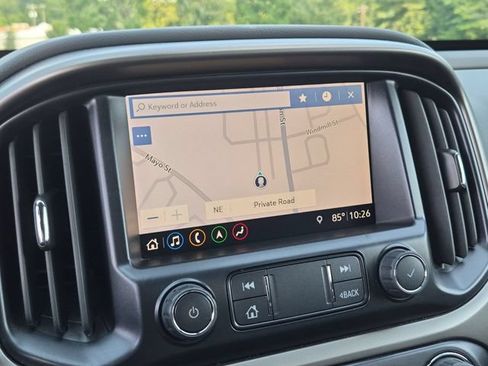 Used 2022 Chevrolet Colorado Z71 AWD/4WD image 25