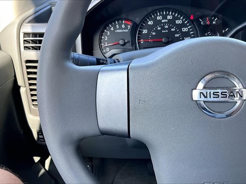 Used 2007 Nissan Titan XE w/ Preferred Pkg AWD/4WD image 23
