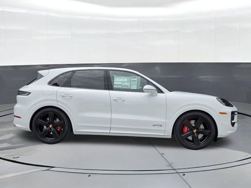 New 2026 Porsche Cayenne GTS AWD/4WD image 7