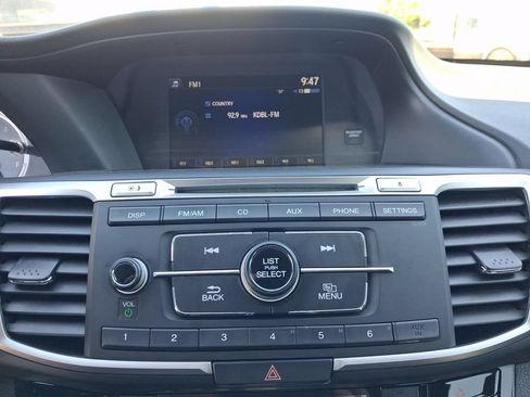 Used 2016 Honda Accord LX image 12