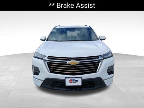 Used 2022 Chevrolet Traverse High Country w/ LPO, Floor Liner Package AWD/4WD image 8