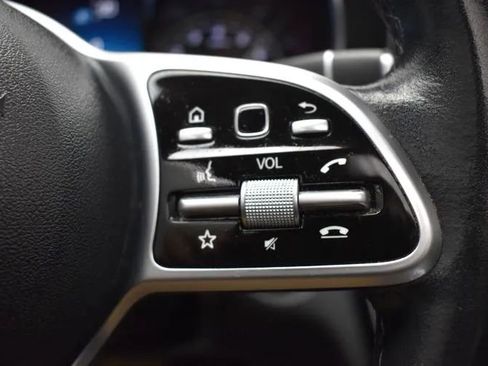 Used 2019 Mercedes-Benz C 300 4MATIC Sedan image 24