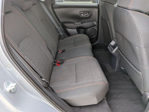 Used 2024 Honda HR-V Sport image 29