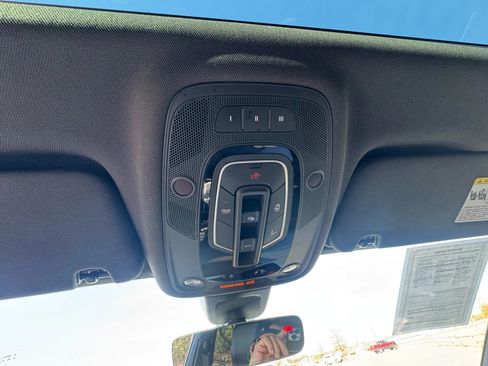 Used 2018 Audi Q7 3.0T Prestige w/ Prestige Package image 30