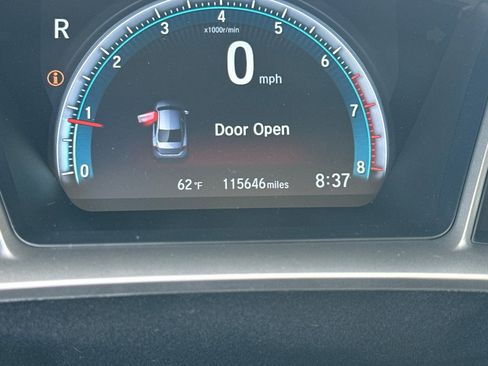 Used 2017 Honda Civic EX-L image 11