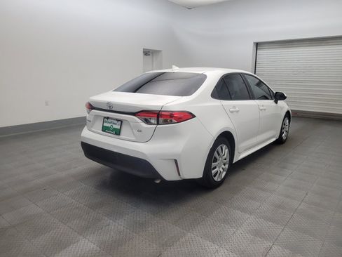 Used 2024 Toyota Corolla LE FWD image 9