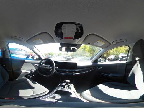 Used 2025 Kia K4 LXS image 37