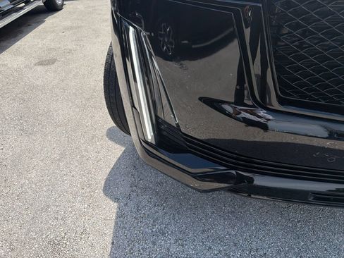 Used 2024 Cadillac Escalade ESV Sport w/ LPO, Floor Liner Package RWD image 5