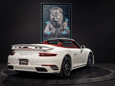 Used 2017 Porsche 911 4 Cabriolet AWD/4WD image 17