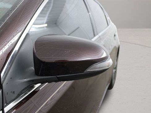 Used 2016 Toyota Avalon XLE Plus FWD image 35
