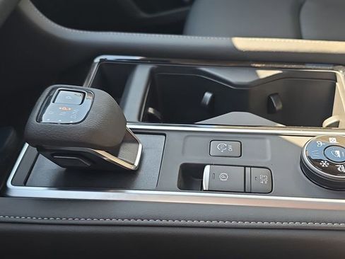 New 2026 Nissan Pathfinder SL image 20