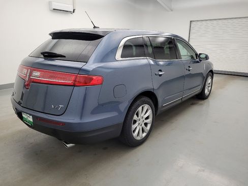 Used 2019 Lincoln MKT AWD image 10