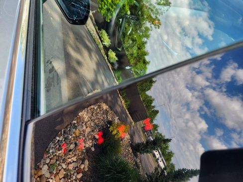 Used 2022 Lincoln Corsair Reserve w/ Elements Package image 11