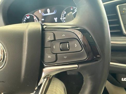 Used 2023 Buick Enclave Premium w/ Experience Buick Package FWD image 18