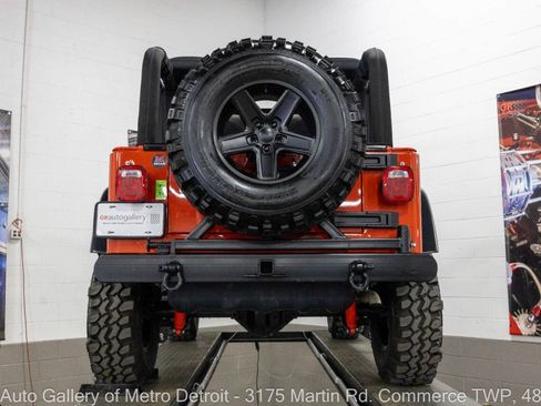 Used 2005 Jeep Wrangler Rubicon AWD/4WD image 21