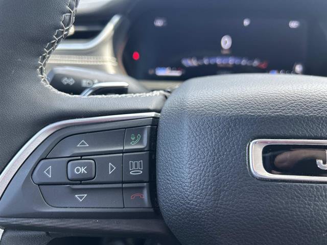 Certified 2023 Jeep Grand Cherokee Altitude AWD/4WD image 26