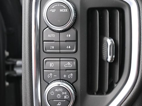 Used 2021 GMC Sierra 1500 SLT w/ SLT Premium Plus Package AWD/4WD image 36