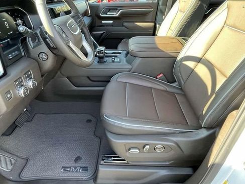 New 2026 GMC Sierra 1500 Denali w/ Technology Package image 12