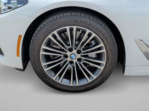 Used 2019 BMW 540i w/ Convenience Package RWD image 8