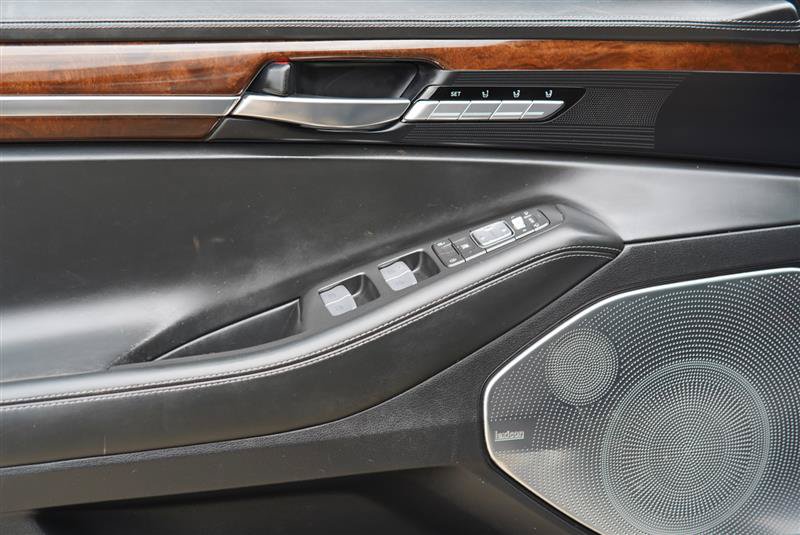 Used 2019 Genesis G90 5.0 Ultimate RWD image 56