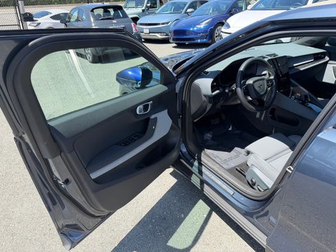 Used 2024 Polestar Polestar 2 image 9