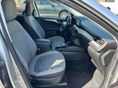 Used 2022 Ford Escape SE w/ SE Sport Appearance Package FWD image 15