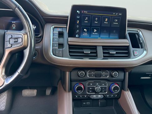 Used 2022 Chevrolet Suburban High Country AWD/4WD image 25