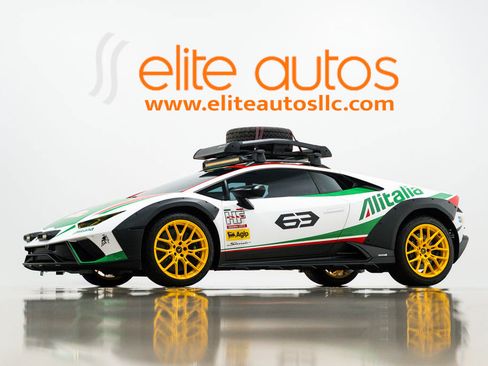 Used 2024 Lamborghini Huracan Sterrato AWD/4WD image 1