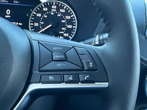 New 2025 Nissan Sentra SV image 39