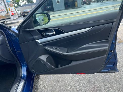 Used 2021 Nissan Maxima 3.5 SV w/ Floor Mat Group FWD image 29