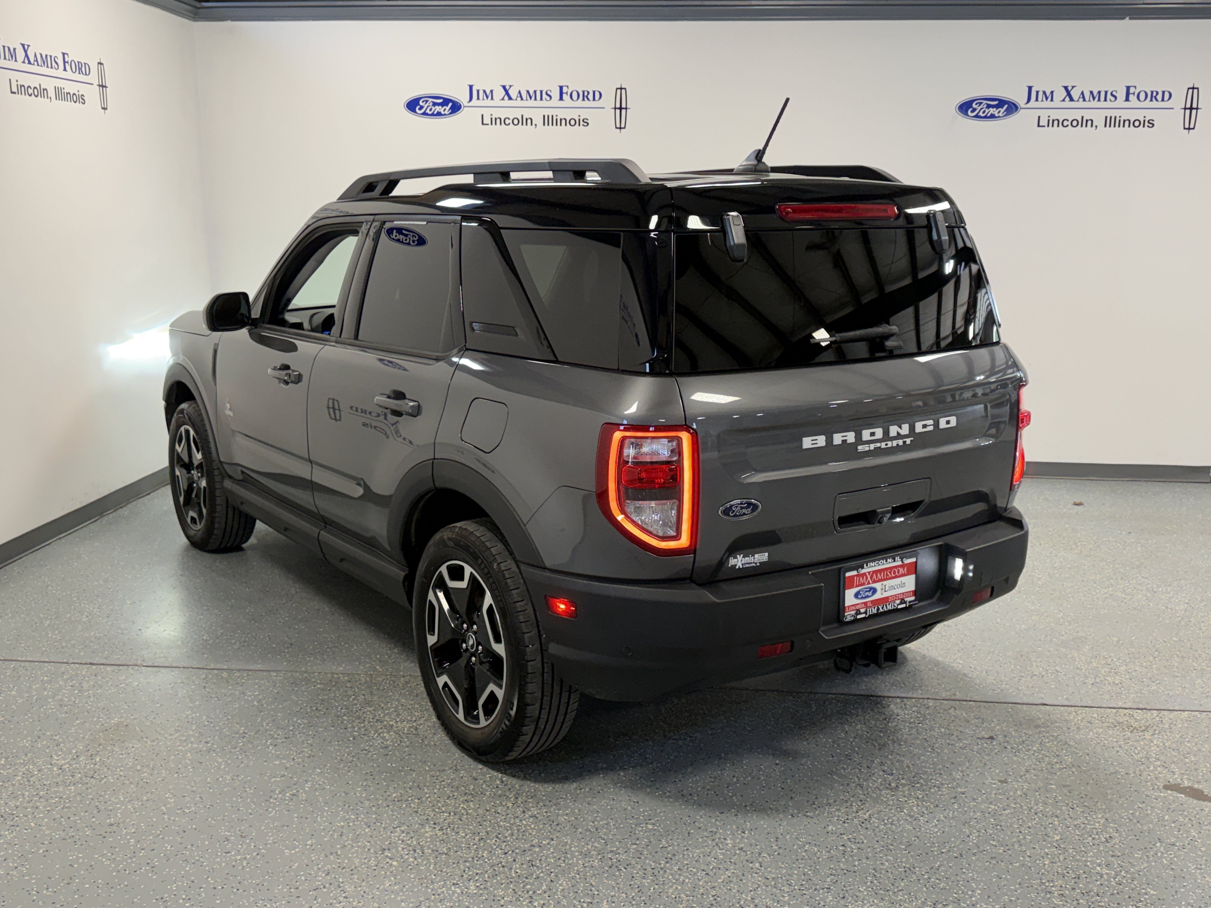 Used 2022 Ford Bronco Sport Outer Banks w/ Tech Package AWD/4WD image 36