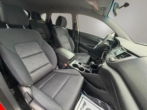 Used 2016 Hyundai Tucson SE w/ Option Group 02 FWD image 16