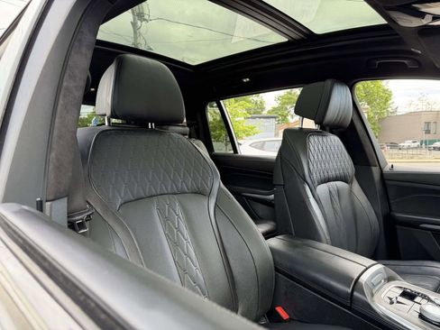 Used 2024 BMW X7 M60i w/ Executive Package AWD/4WD image 12
