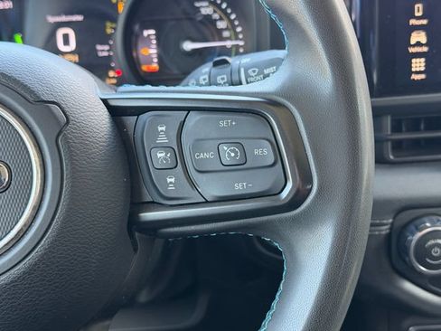 Used 2024 Jeep Wrangler Unlimited Rubicon 4xe AWD/4WD image 18