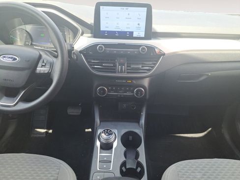 Used 2022 Ford Escape SE FWD image 11