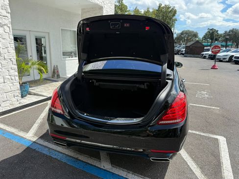 Used 2016 Mercedes-Benz S 550 Sedan image 18