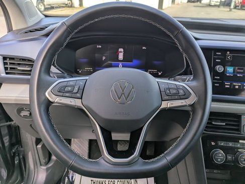 Used 2024 Volkswagen Taos SE image 15